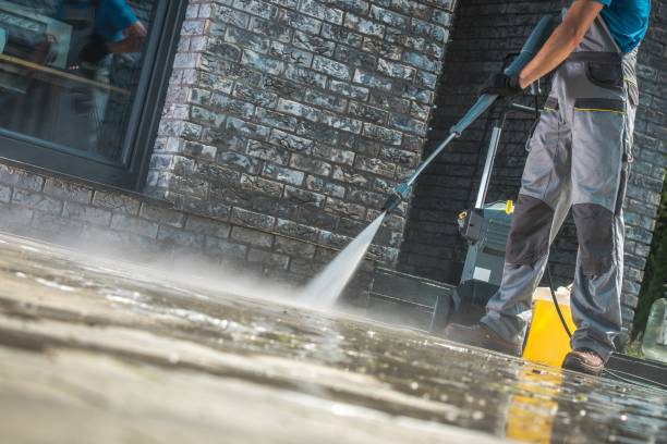 Best Pool Deck Cleaning  in Cologne, NJ